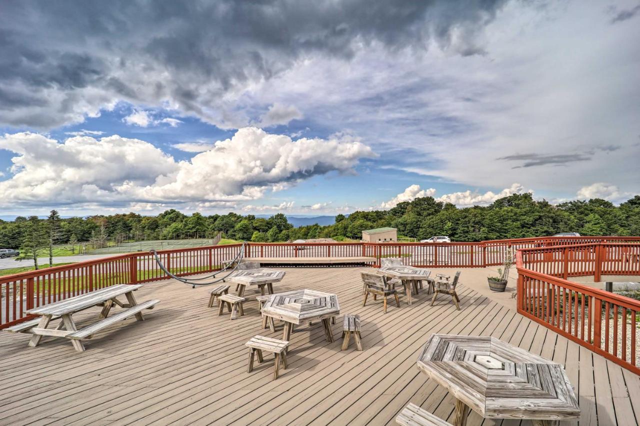Beech Mountain Condo Near Hiking And Mountain Biking Bagian luar foto