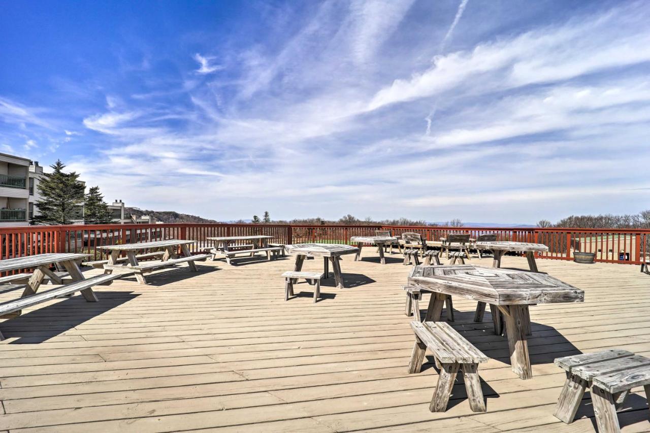 Beech Mountain Condo Near Hiking And Mountain Biking Bagian luar foto
